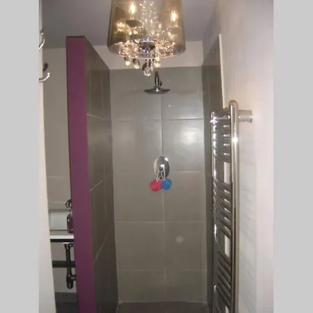 Beautiful With Pool: 8 Pers Σπίτι διακοπών *