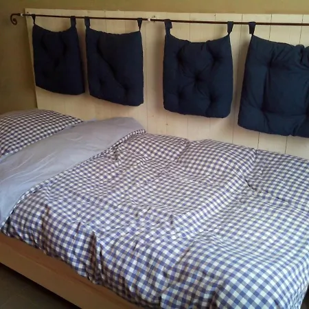 Beautiful With Pool: 8 Pers Isolabona