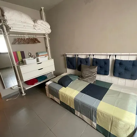 Beautiful With Pool: 8 Pers Σπίτι διακοπών Isolabona