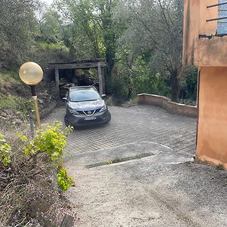 Σπίτι διακοπών Beautiful With Pool: 8 Pers Isolabona