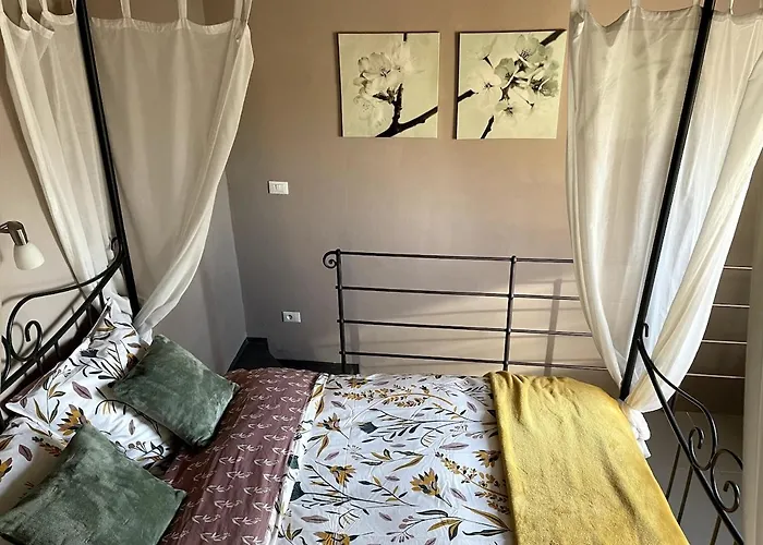 Beautiful With Pool: 8 Pers Isolabona