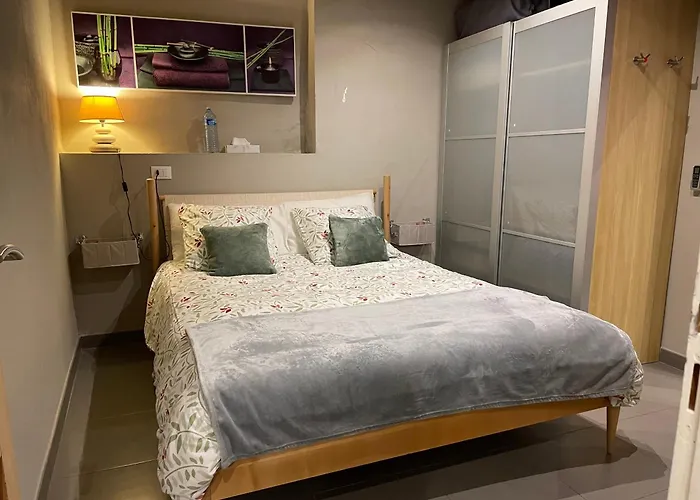 Beautiful With Pool: 8 Pers Feriehus *