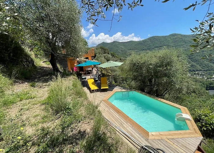 Beautiful With Pool: 8 Pers